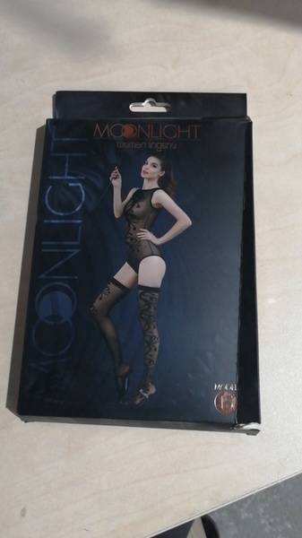 Комплект: боді та панчохи Moonlight Model 15 XS-L Black (м'ята упаковка!) SO6347-R фото